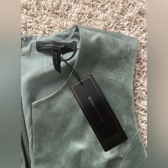 NWT BCBGMaxAzria Women’s Small Green Dress - Picture 4 of 5